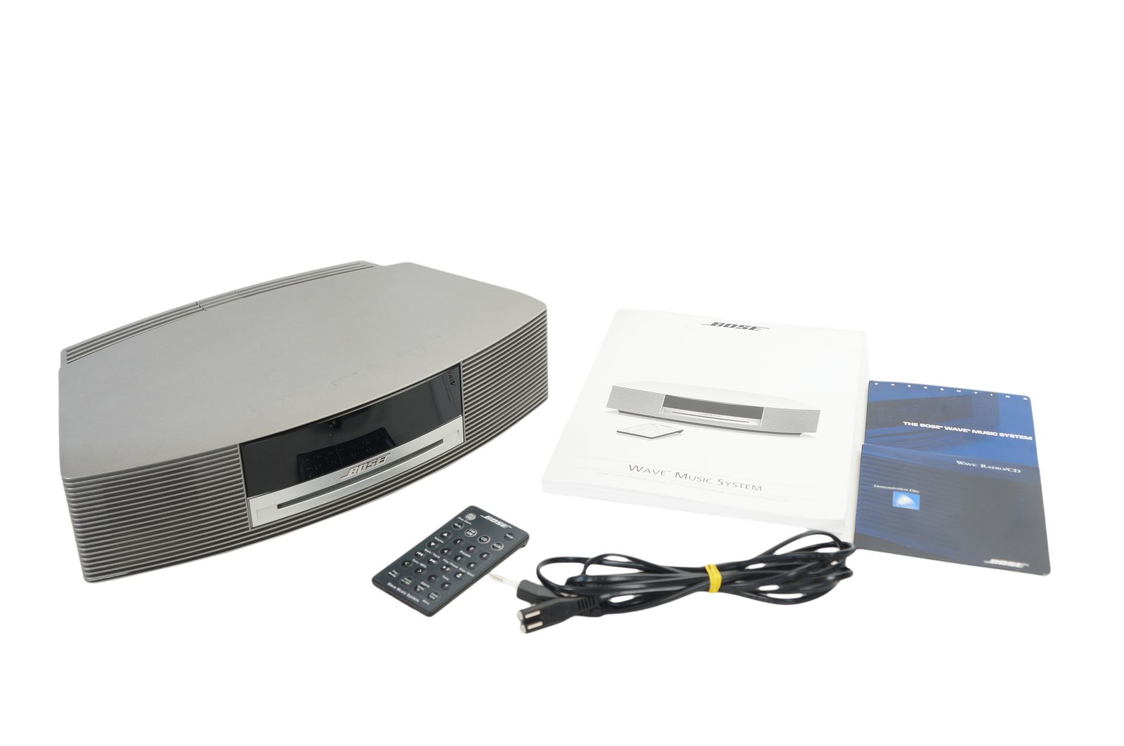 Bose_Wave_Music_System_AWRCC4_Grau_02