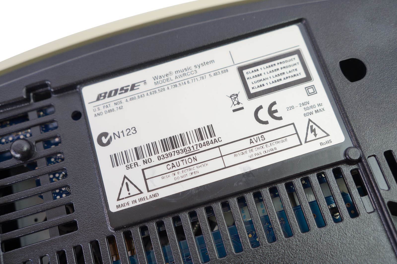 Bose_Wave_Music_System_AWRCC3_Weiss_09