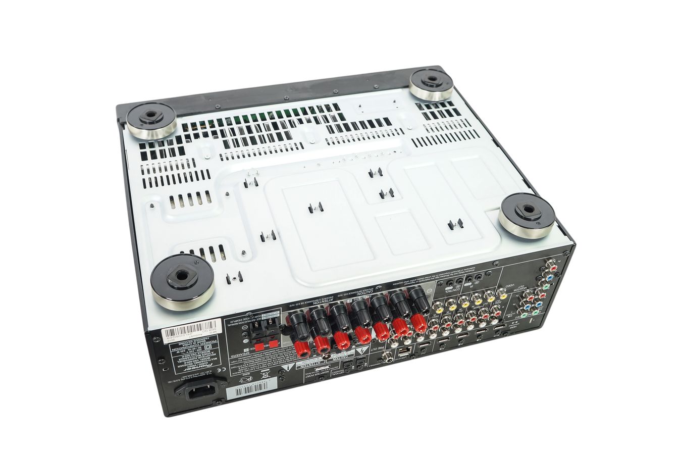Pioneer_VSX-920-K_7.1_A-V-Receiver_Schwarz_mit_Mikrofon_09_result