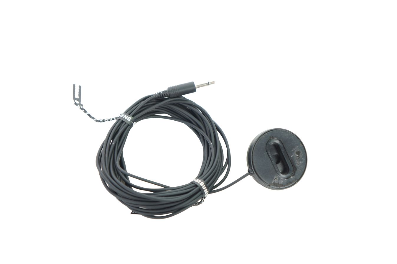 Pioneer_VSX-920-K_7.1_A-V-Receiver_Schwarz_mit_Mikrofon_12_result