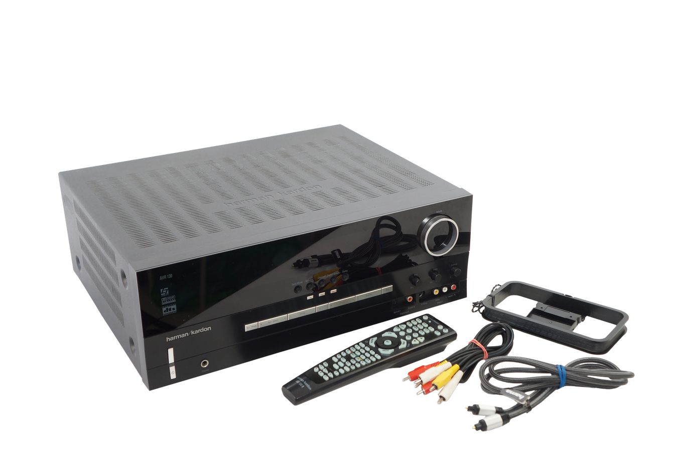 Harman_Kardon_AVR_130_Stereo_Receiver_Schwarz_03_result