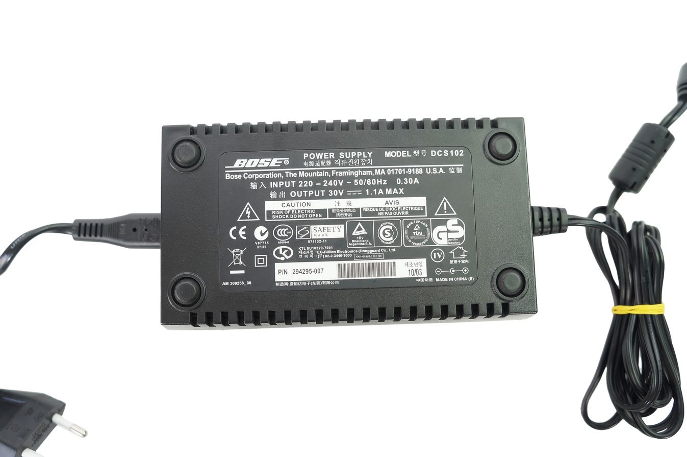 Bose_Media_Center_MC1_Steuerkonsole_Lifestyle_V10_V30_V20_mit_Bose_ADAPTiQ_7ZXFEHW