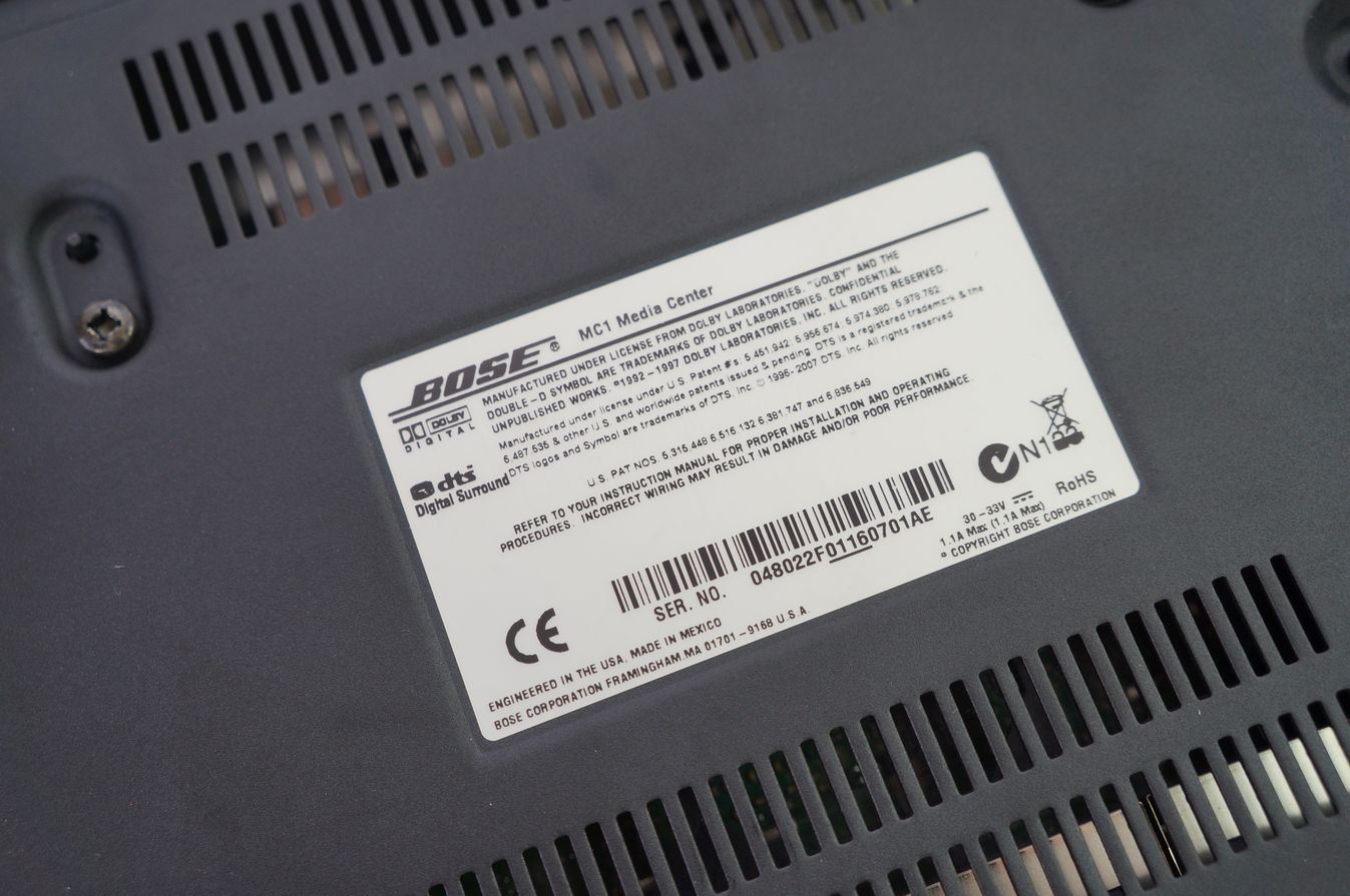 Bose_Media_Center_MC1_Steuerkonsole_Lifestyle_V10_V30_V20_mit_Bose_ADAPTiQ_RD5Ypqr
