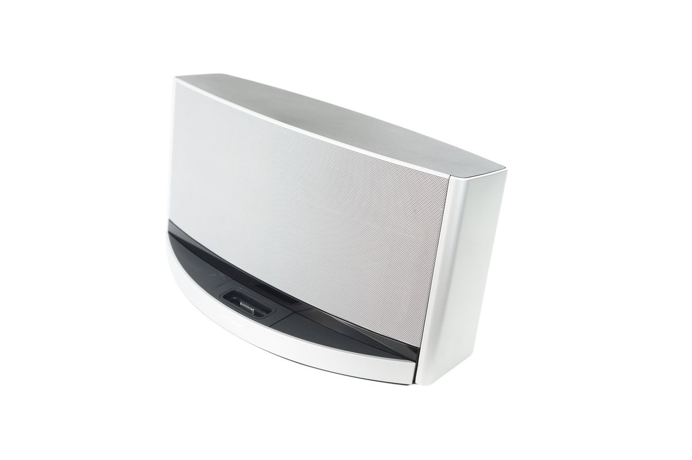 Bose_SoundDock_10_Digital_Music_System_06_result