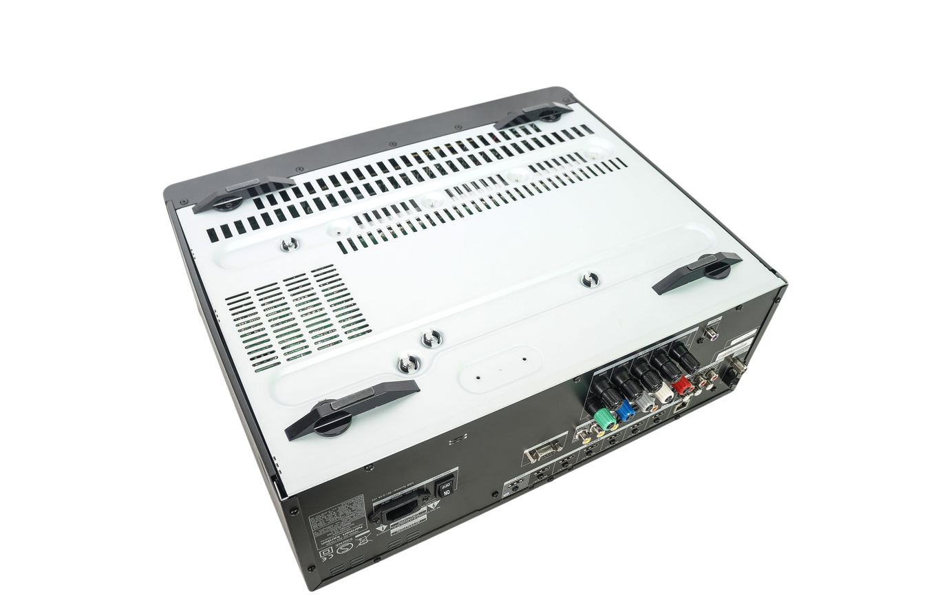 Harman_Kardon_AVR_170_5.1_AV_Receiver_Schwarz_mit_Mikrofon_09_result