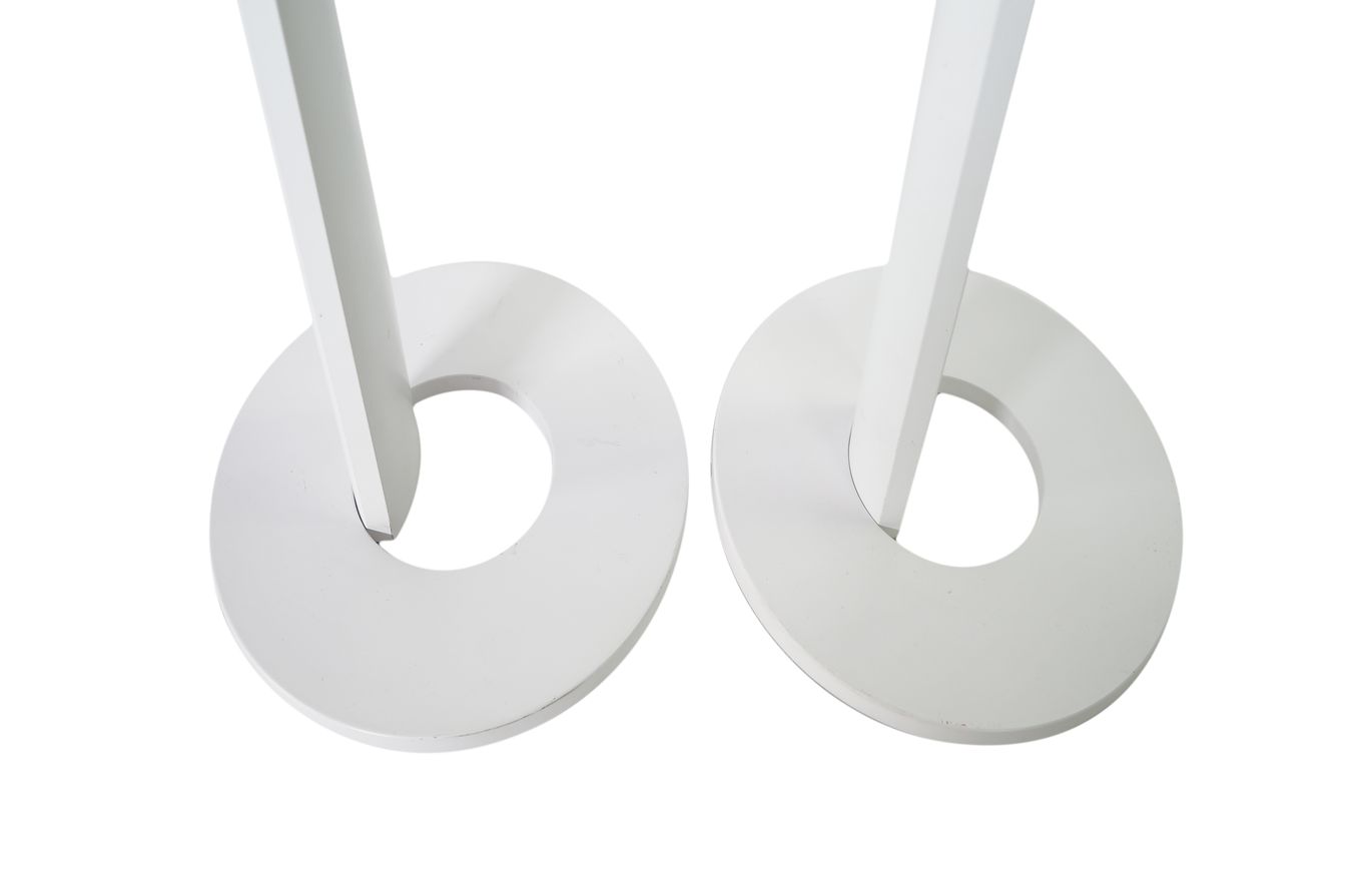 2x_Harman_Kardon_HTFS_3_Saulen-StandfuBe_Weiss_05_result