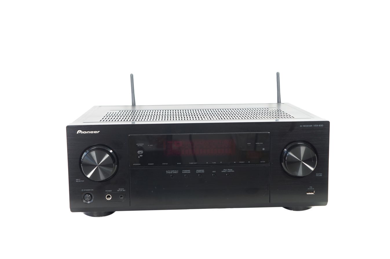 Pioneer_VSX-830-K_5.2_Netzwerk-Mehrkanal_Receiver_Schwarz_mit_Mikrofon_04_result
