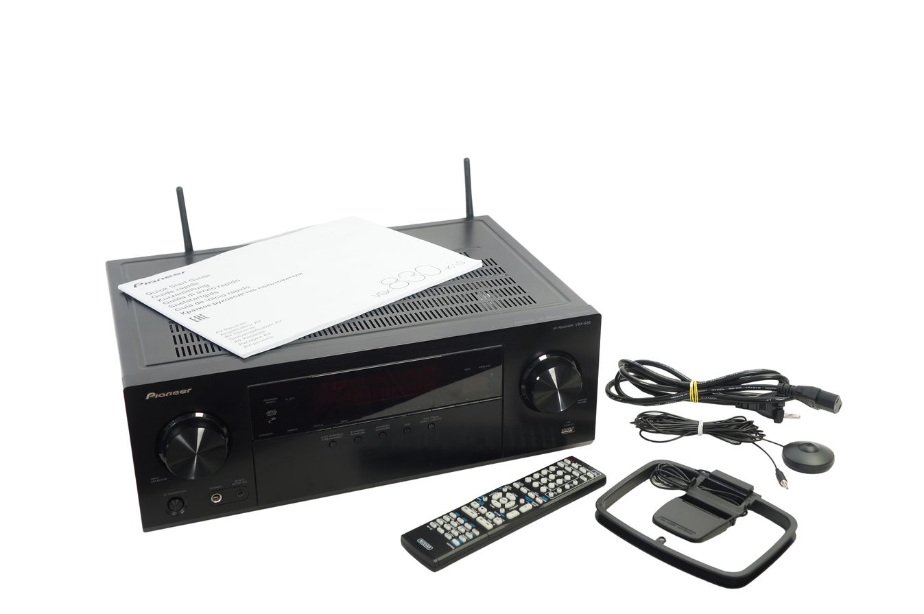 Pioneer_VSX-830-K_5.2_Netzwerk-Mehrkanal_Receiver_Schwarz_mit_Mikrofon_07_result