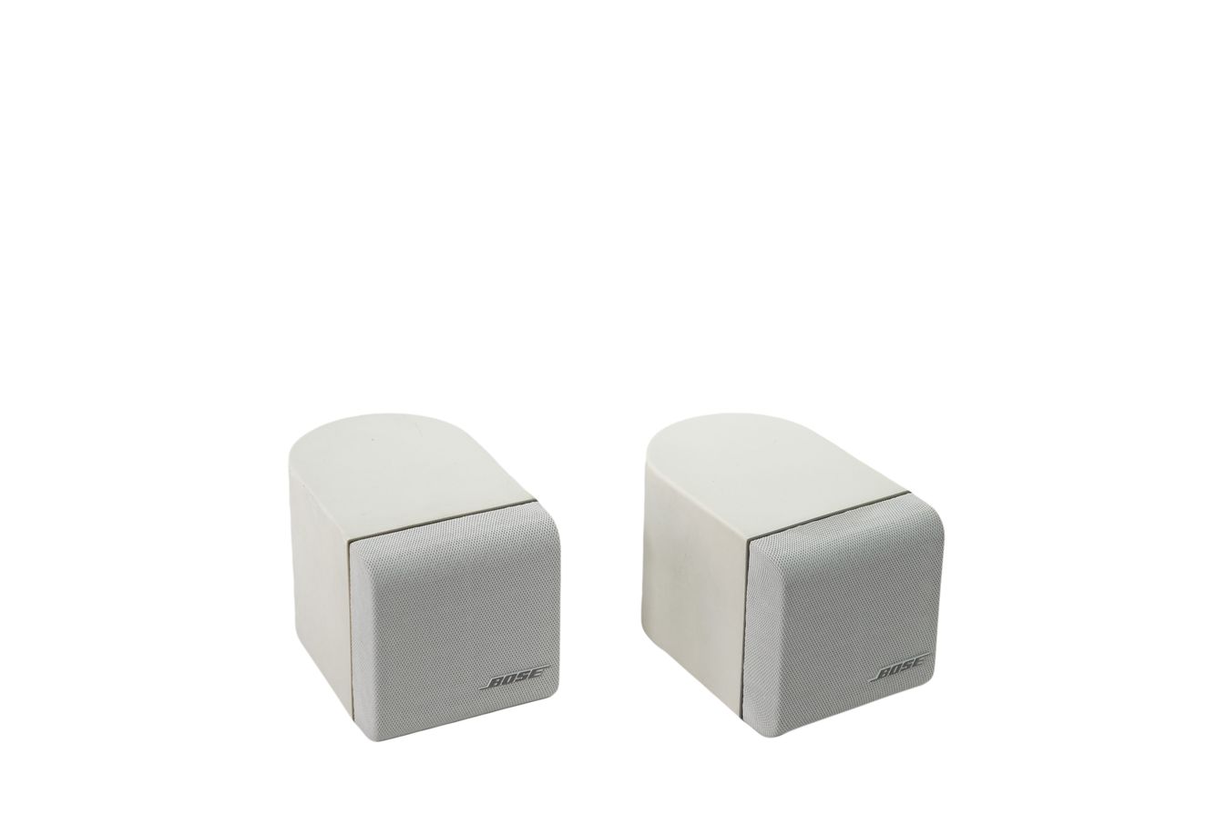 2x_Bose_Einzelcubes_Lautsprecher_Boxen_Series_II_Weiss_03_result