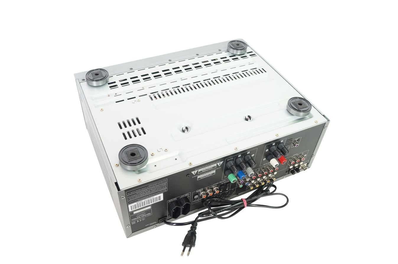Harman_Kardon_AVR_505_Receiver_Limited_Edition_08_result