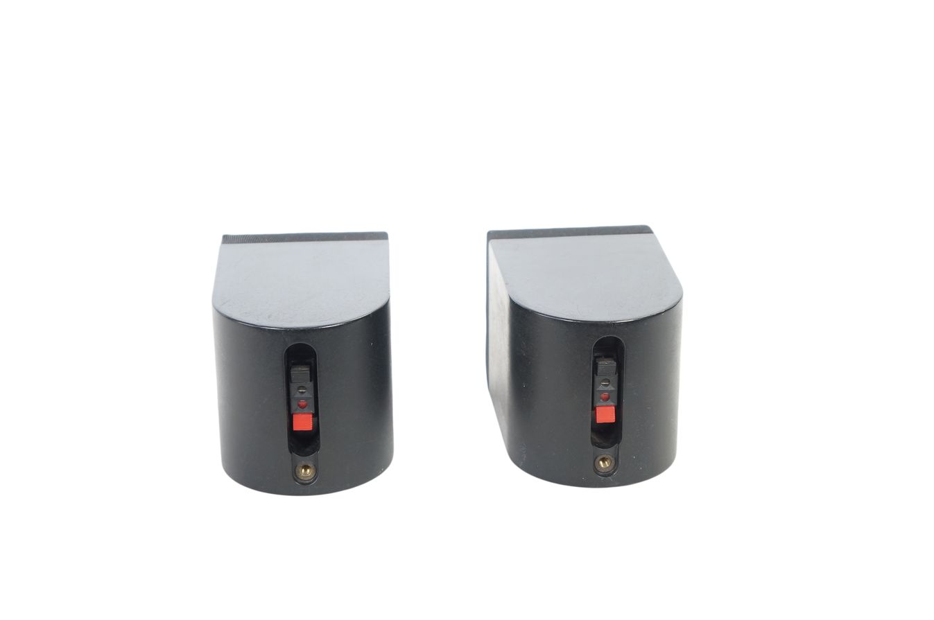 2x_Bose_Einzelcubes_Lautsprecher_Boxen_Series_II_mit_roten_Rand_05_result