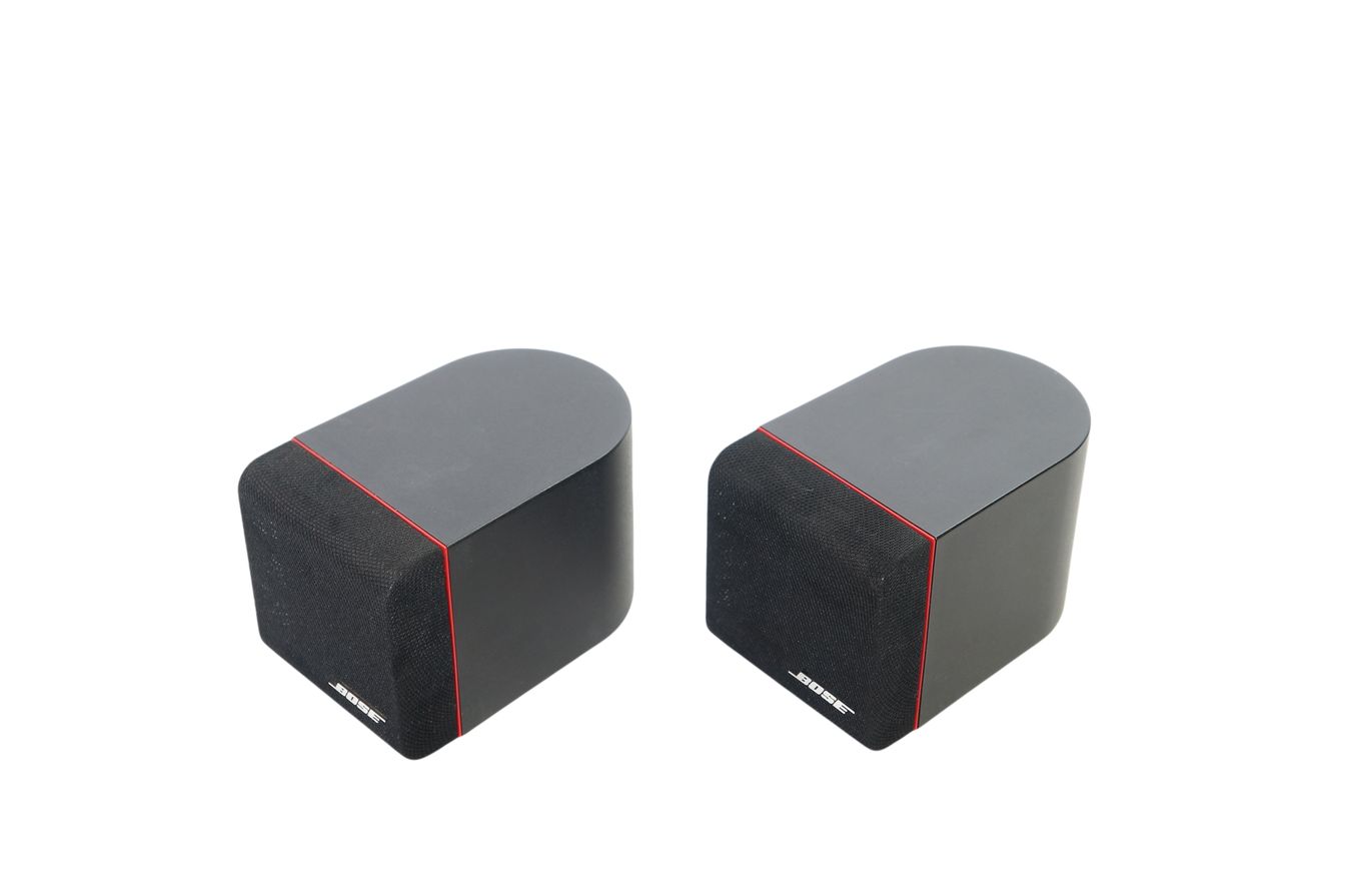 2x_Bose_Einzelcubes_Lautsprecher_Boxen_Series_II_mit_roten_Rand_02_result
