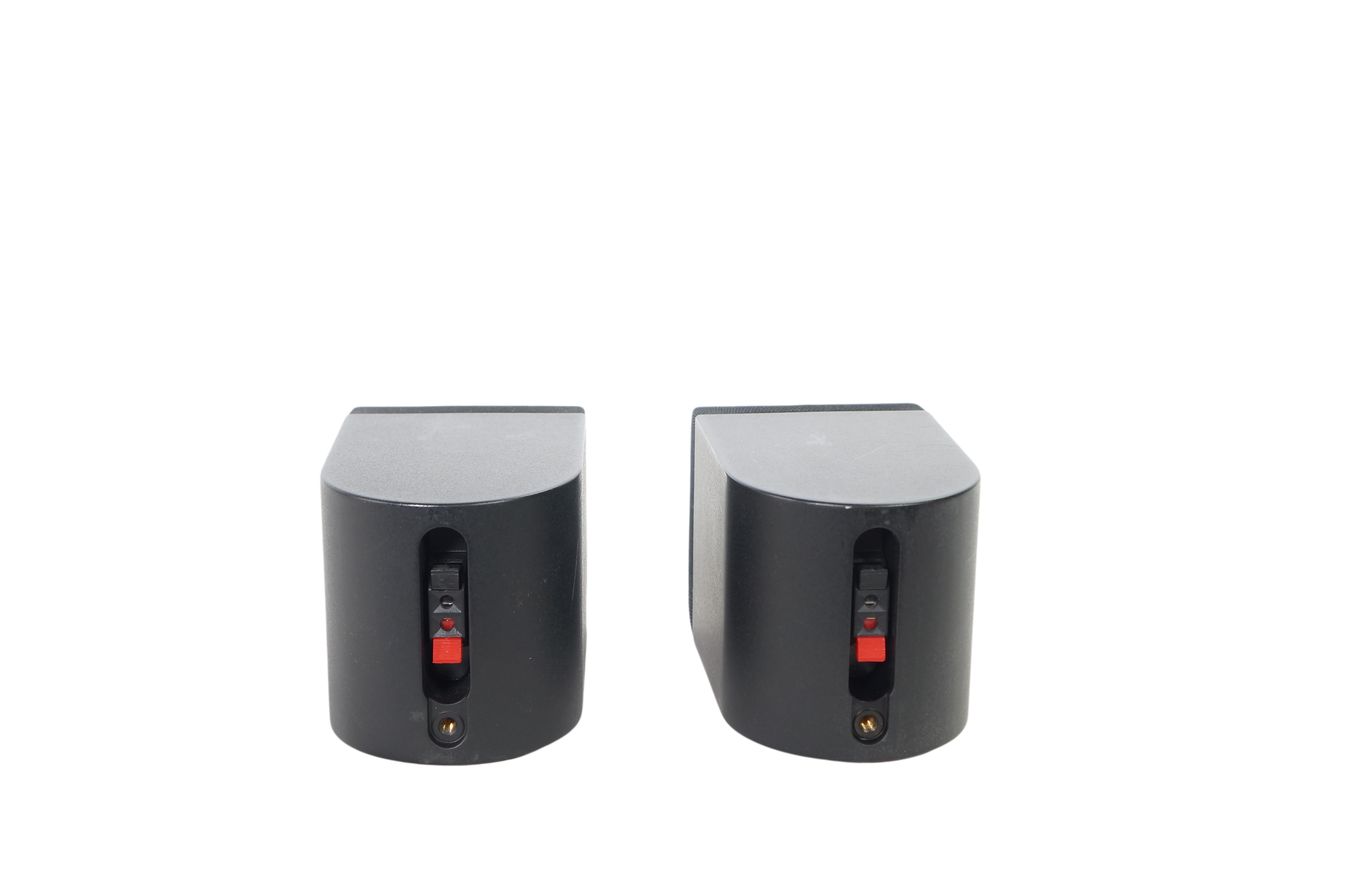 2x_Bose_Einzelcubes_Lautsprecher_Boxen_Series_II_mit_roten_Rand_04_result