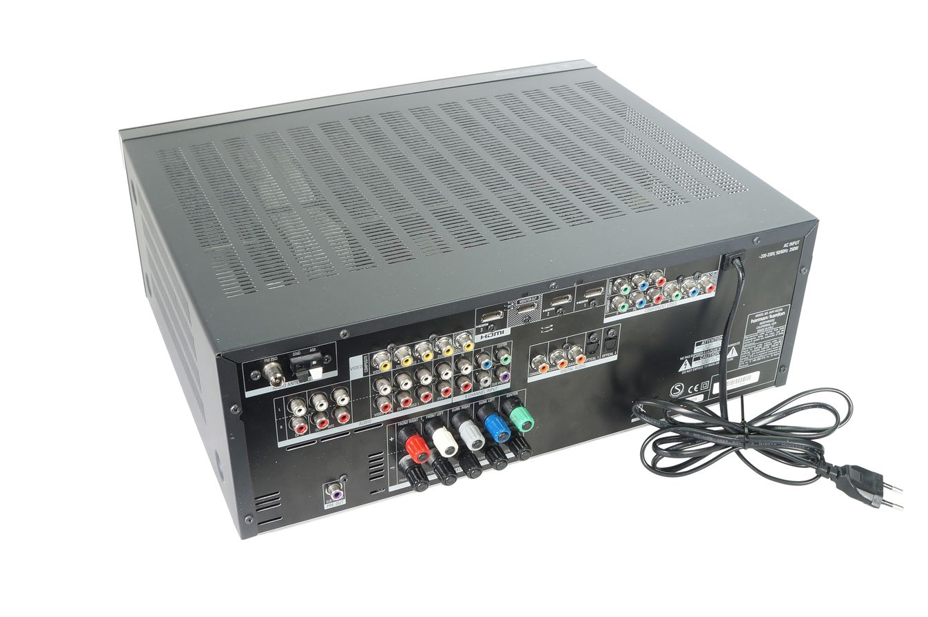 Harman_Kardon_AVR_142_5.1_AV_Receiver_Schwarz_09_result