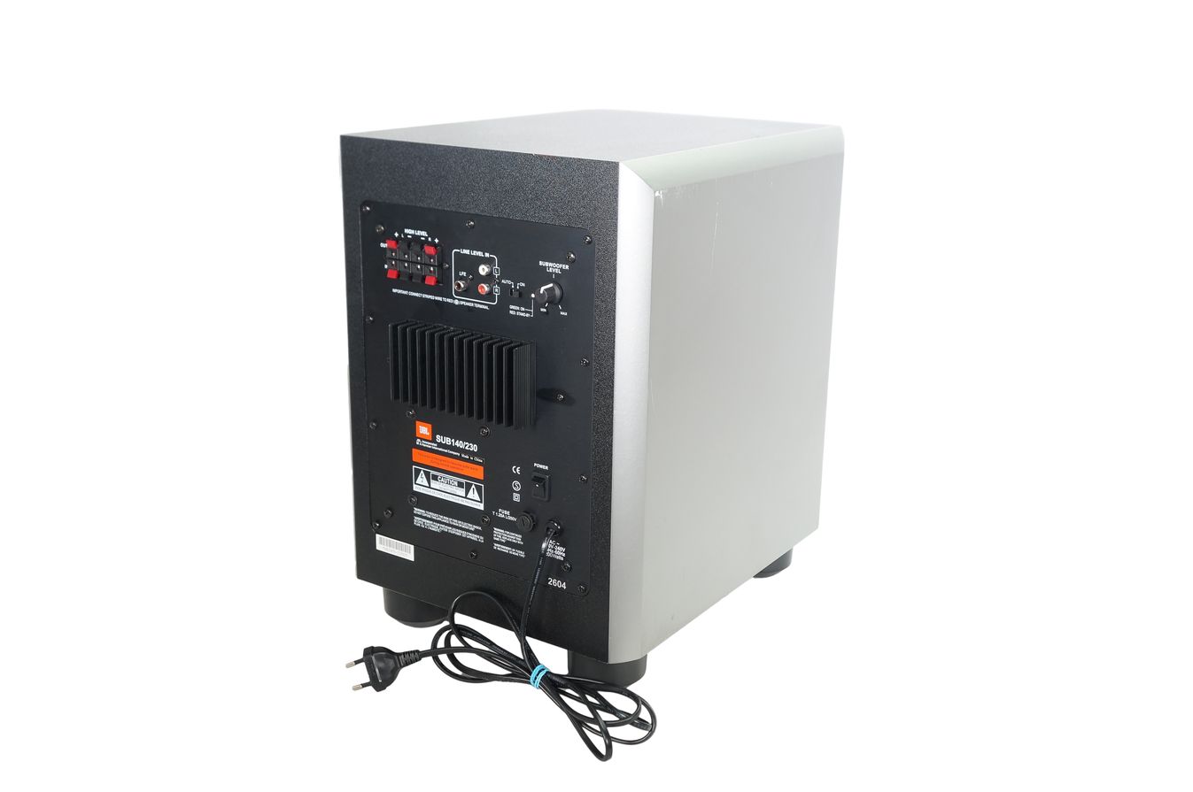 JBL_SUB_140_-_230_Subwoofer_Aktiv_Silber_03_result
