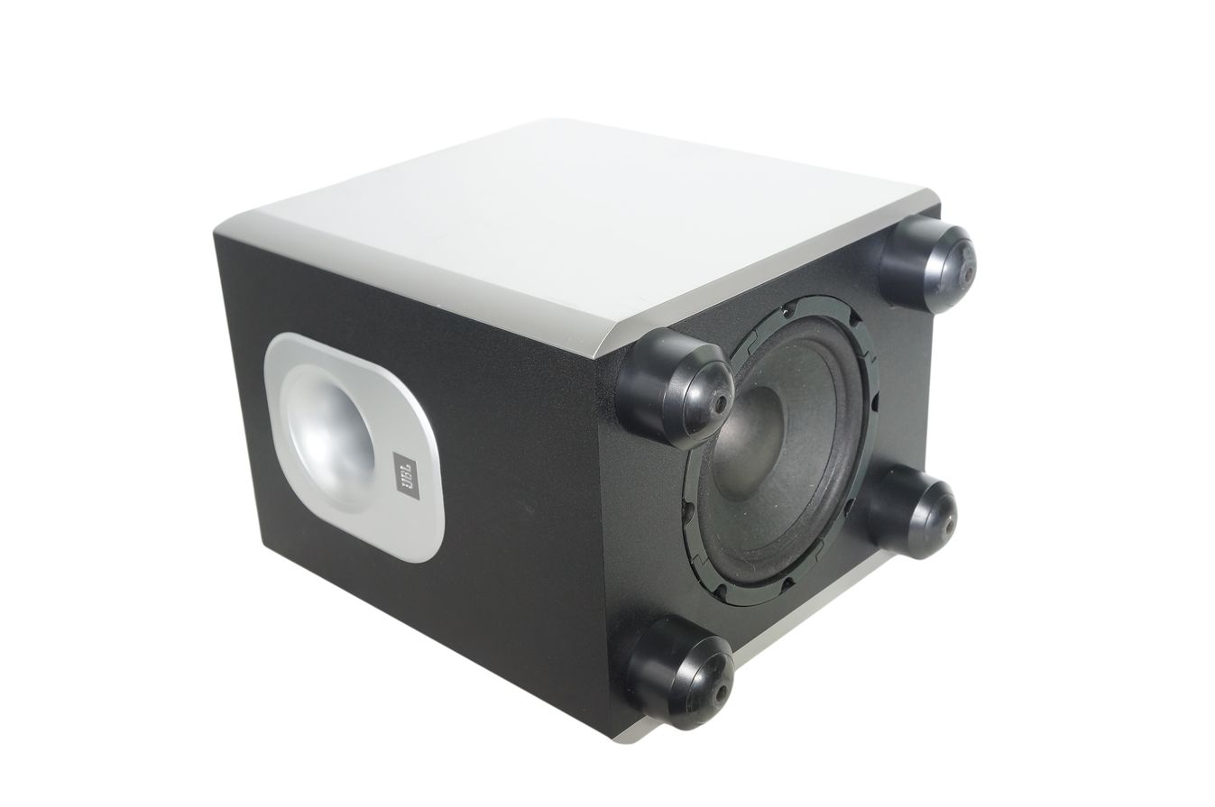 JBL_SUB_140_-_230_Subwoofer_Aktiv_Silber_07_result