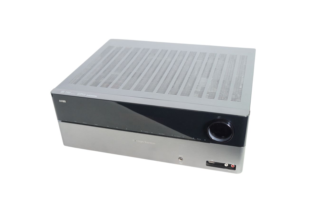 Harman_Kardon_AVR_165_5.1_A-V_Receiver_mit_Mikrofon_07_result