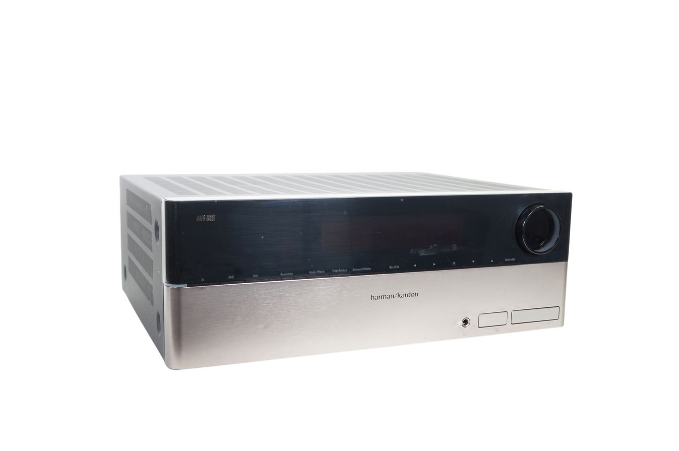 Harman_Kardon_AVR_260_7.1_Heimkino_AV_Receiver_mit_Mikrofon_08_result
