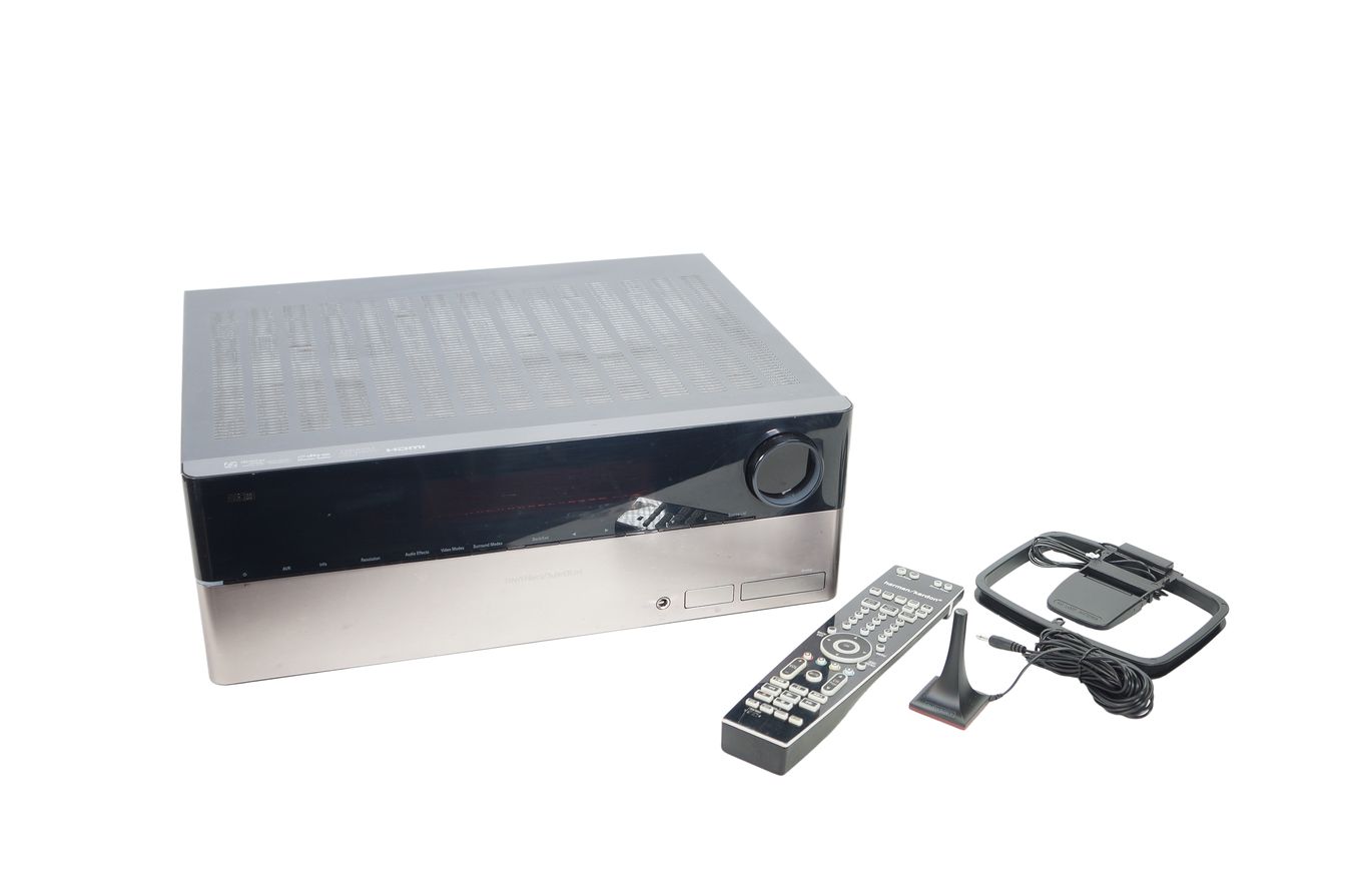 Harman_Kardon_AVR_260_7.1_Heimkino_AV_Receiver_mit_Mikrofon_11_result