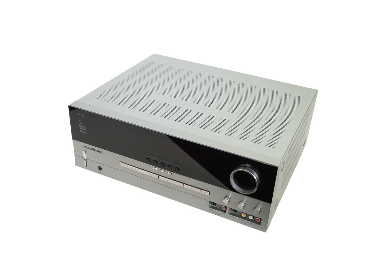 Harman_Kardon_AVR_330_AV_Receiver_Silber_03_result