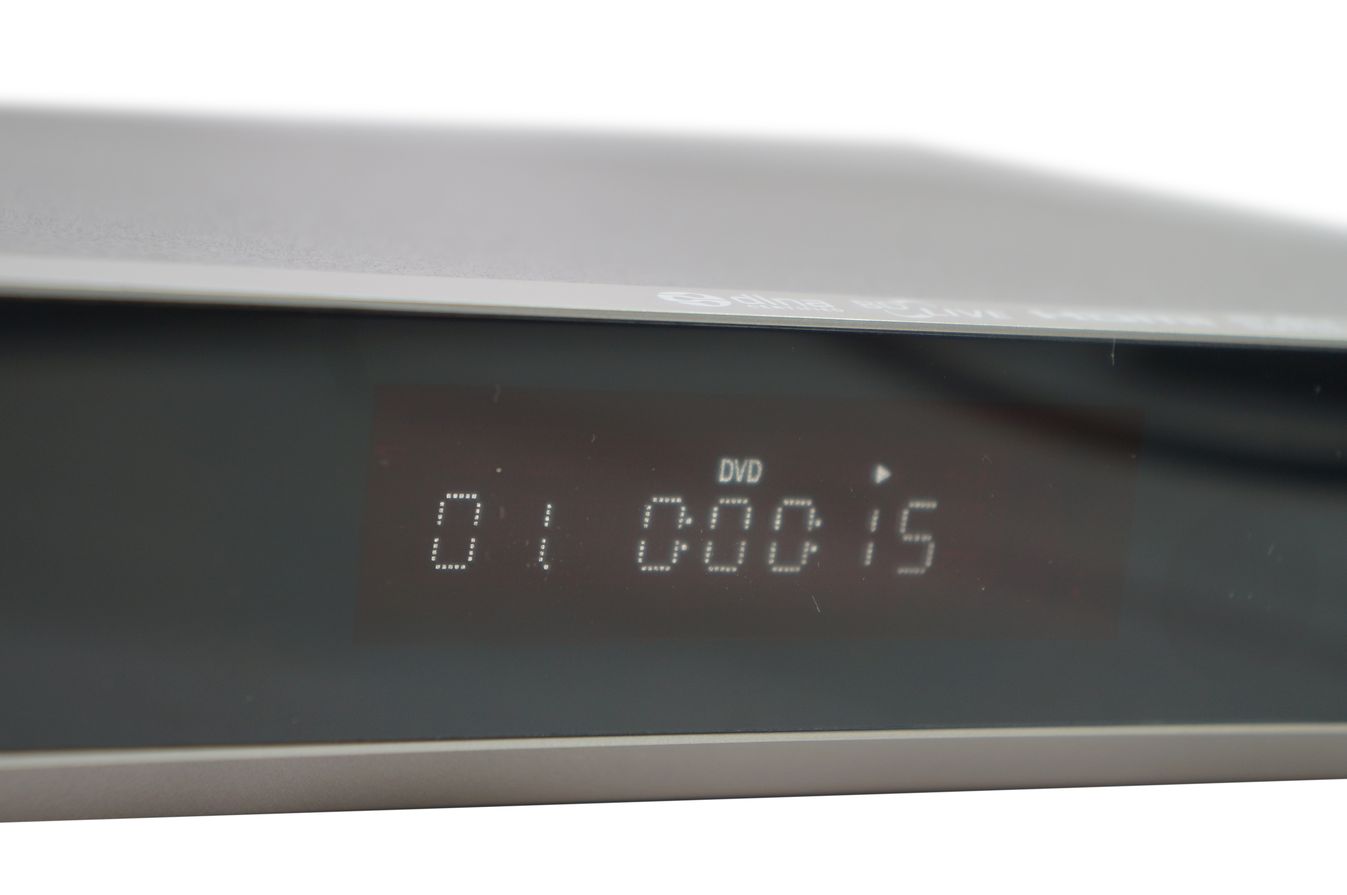 Yamaha_BD-S473_Blu-ray_Player_02_result