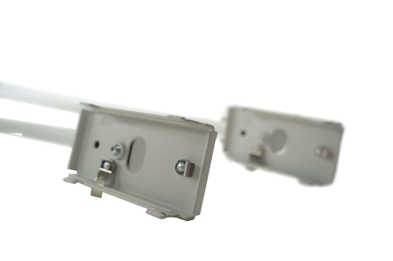 2x_Bose_UFS-20_Series_II_Lautsprecherstander_Weiss_02_result