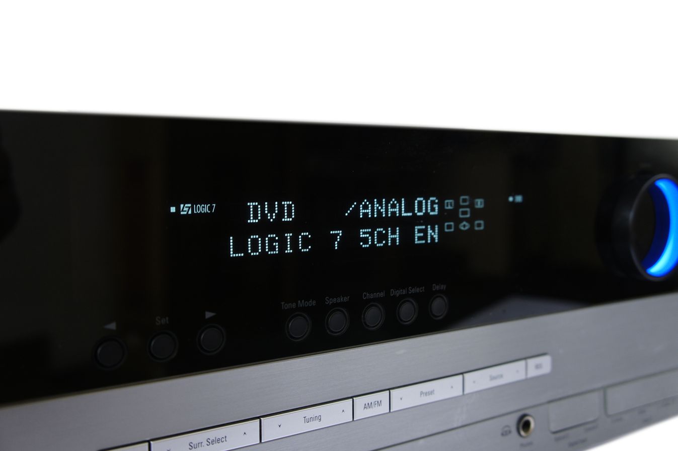 Harman_Kardon_AVR_132_5.1_AV-Receiver_Silber_result