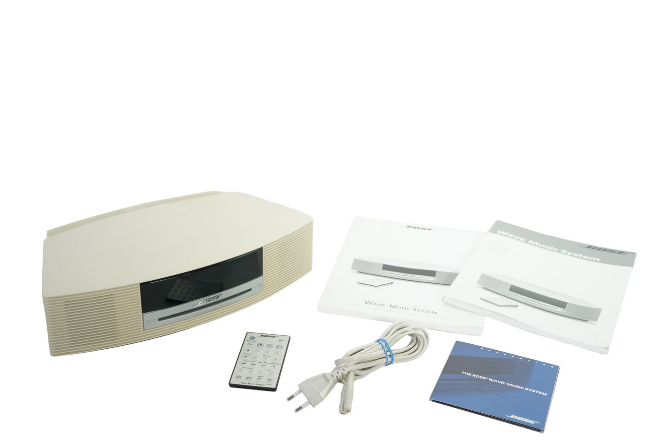 Bose_Wave_Music_System_AWRCC4_Weiss_02_result