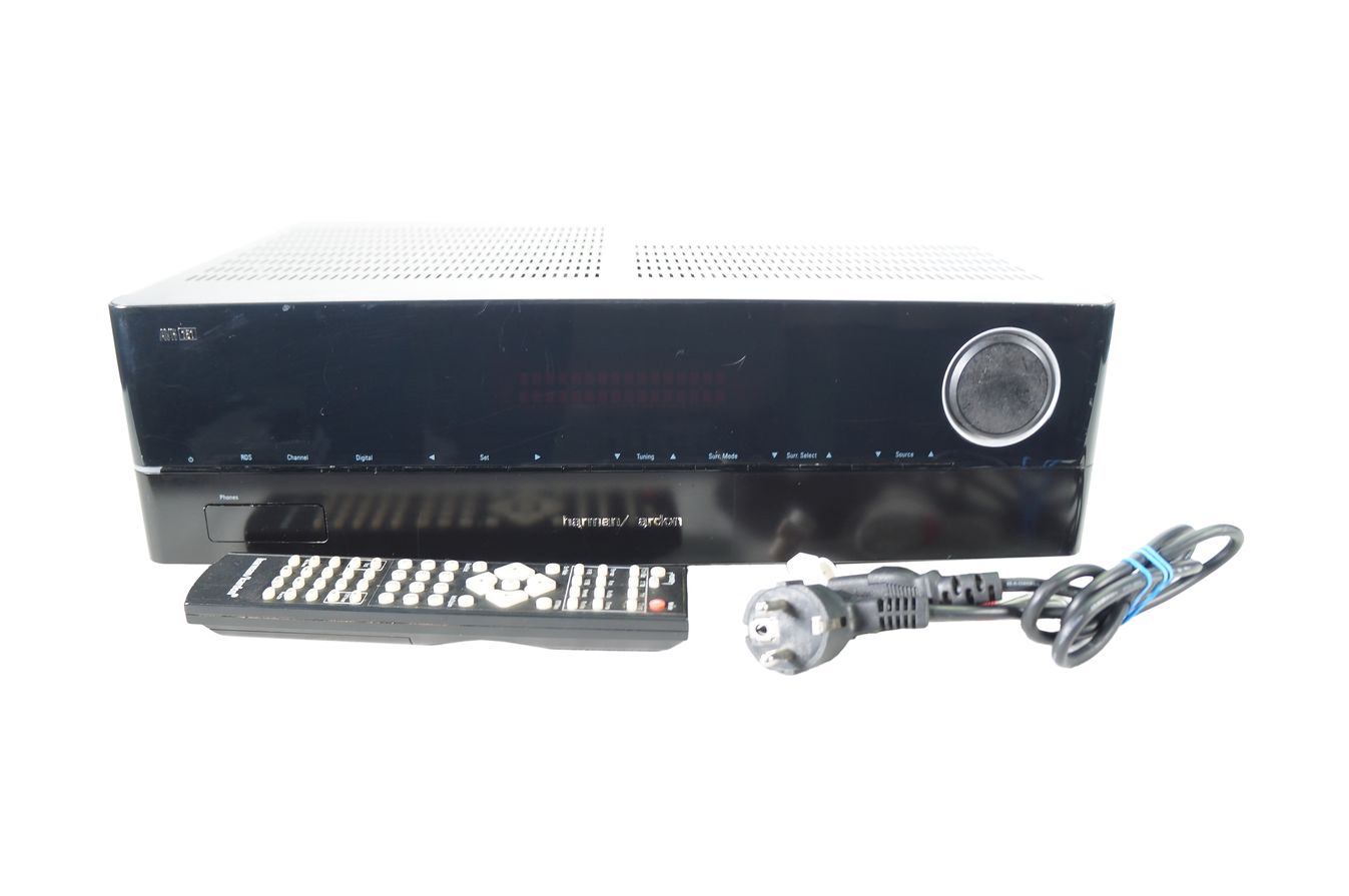 Harman_Kardon_AVR_151_HDMI_5.1_AV-Receiver_mit_Internetradio_09_result