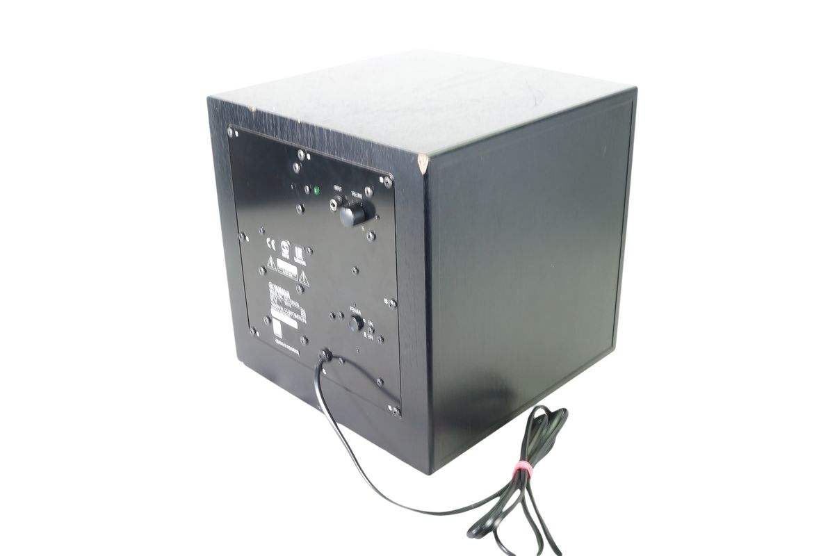 Yamaha_YST-SW012_Subwoofer_Aktiv_Schwarz_04_result