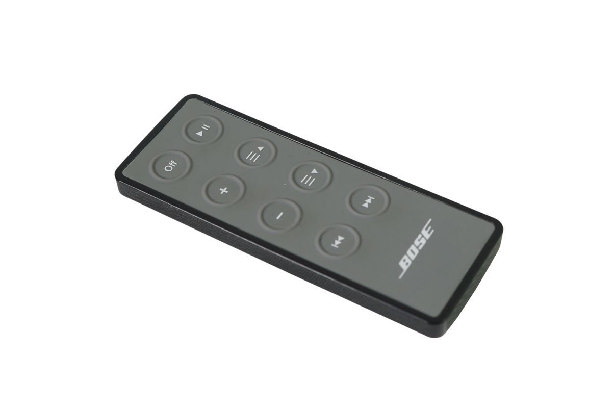Bose_SoundDock_Portable_Digital_Music_System_10_result