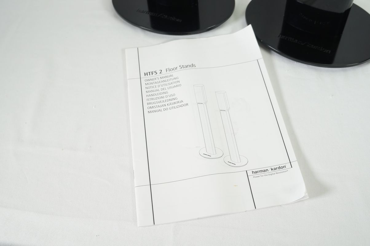 2x_Harman_Kardon_HTFS_2_Lautsprecherstander_Stative_Schwarz_03_result