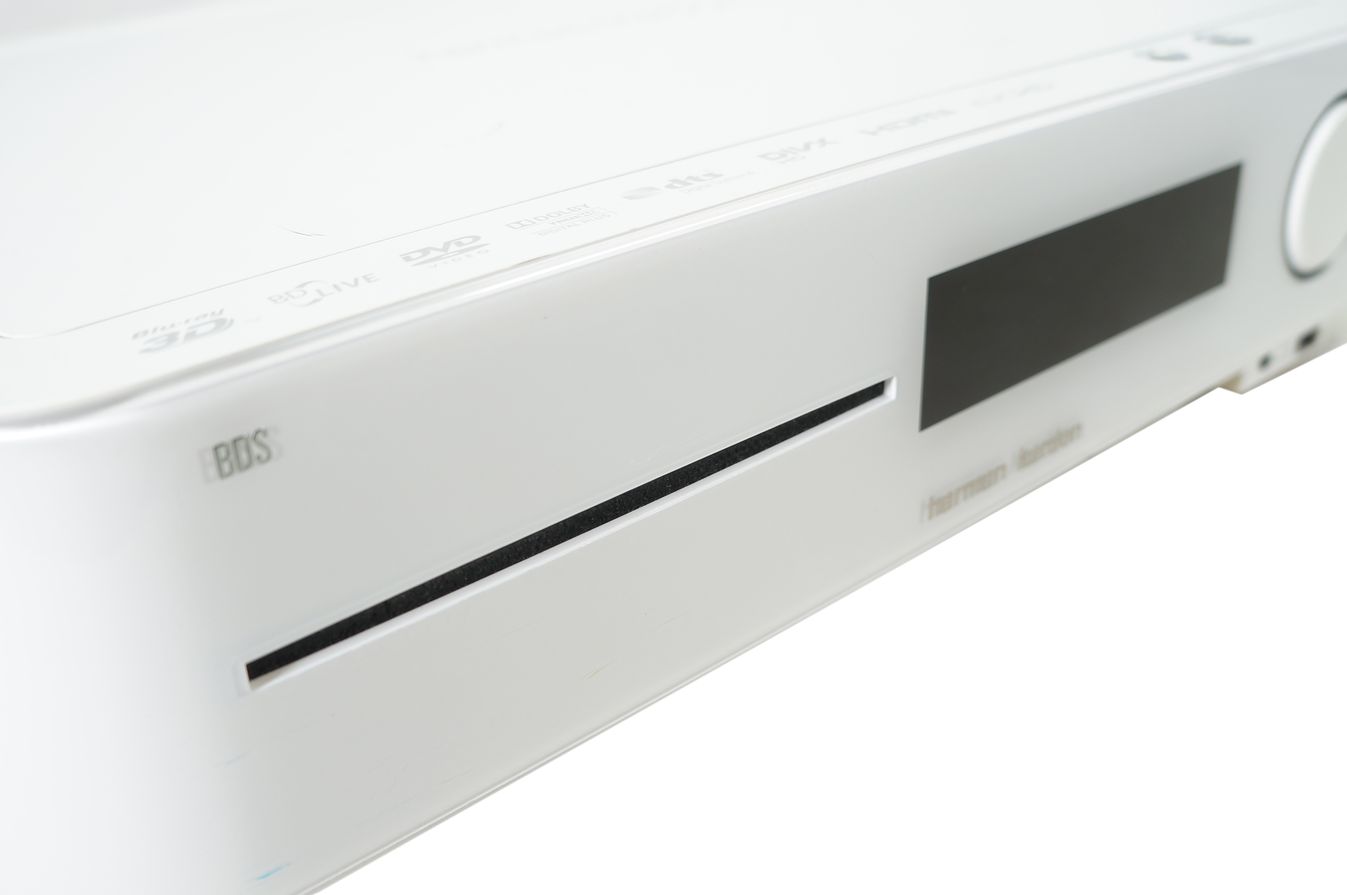 Harman_Kardon_BDS_270_2.1_Blu-ray_Heimkino_Receiver_Weiss_13_result