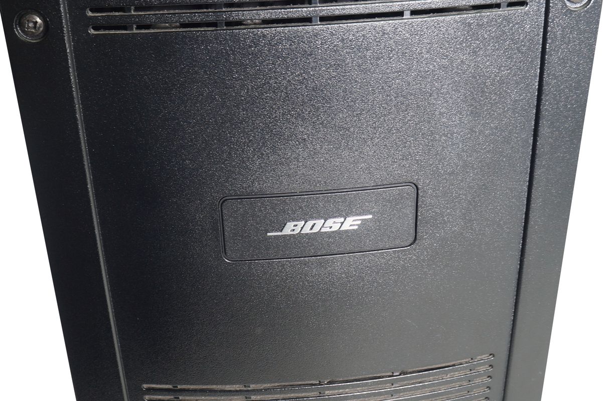 Bose_Lifestyle_18_PS18_Series_III_Powered_Subwoofer_Aktiv_Schwarz_06_result