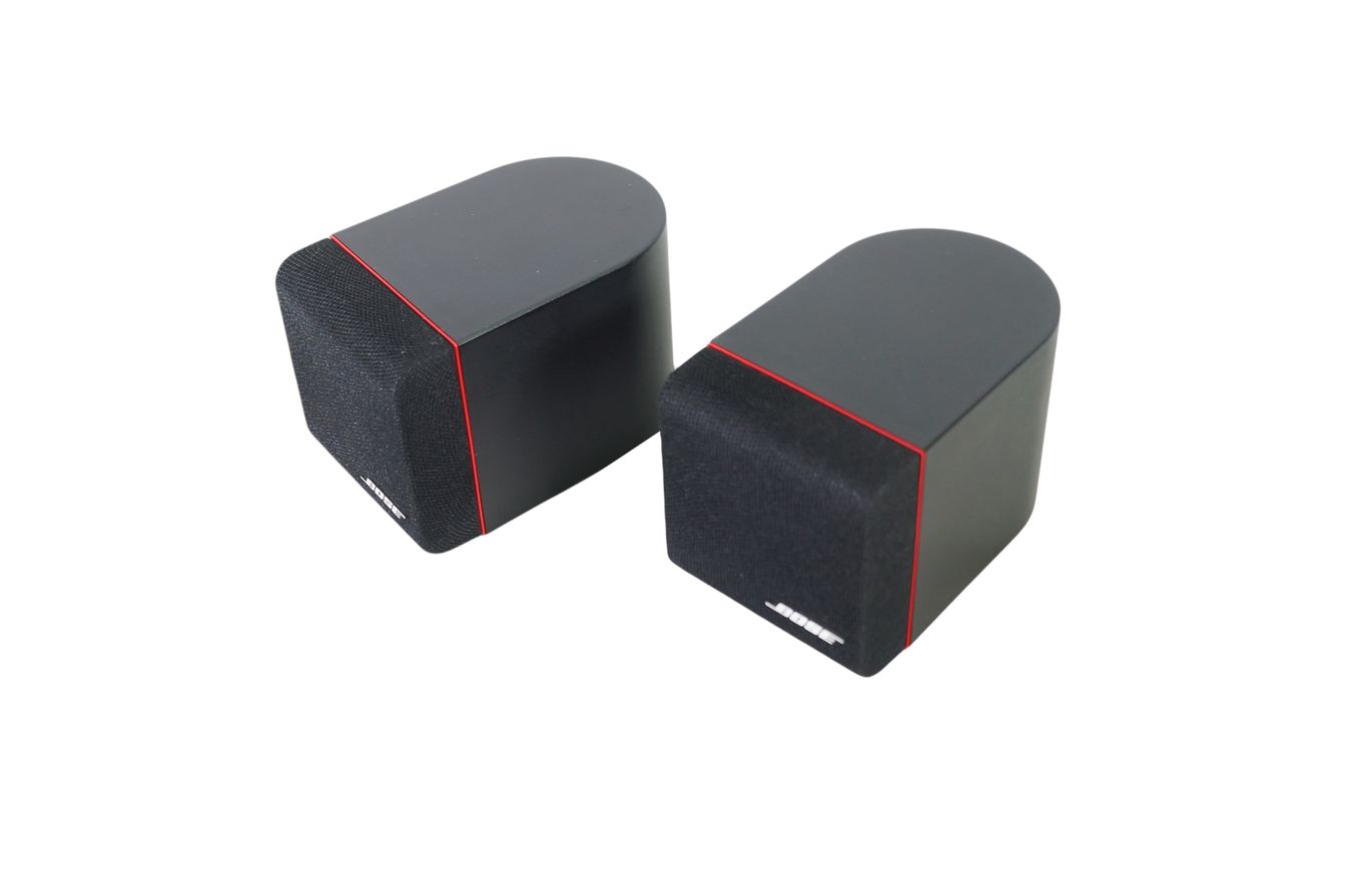 2x_Bose_Einzelcubes_Lautsprecher_Boxen_Series_II_mit_roten_Rand_04_result