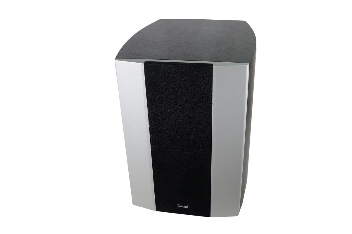Teufel_Subwoofer_Concept_CR_1420_SW_Aktiv_02_result