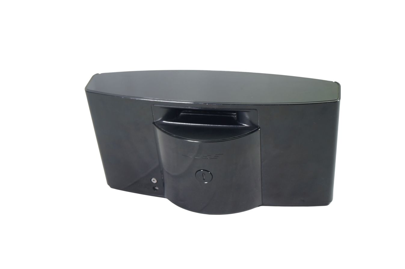 Bose_SoundDock_Portable_Digital_Music_System_03_result