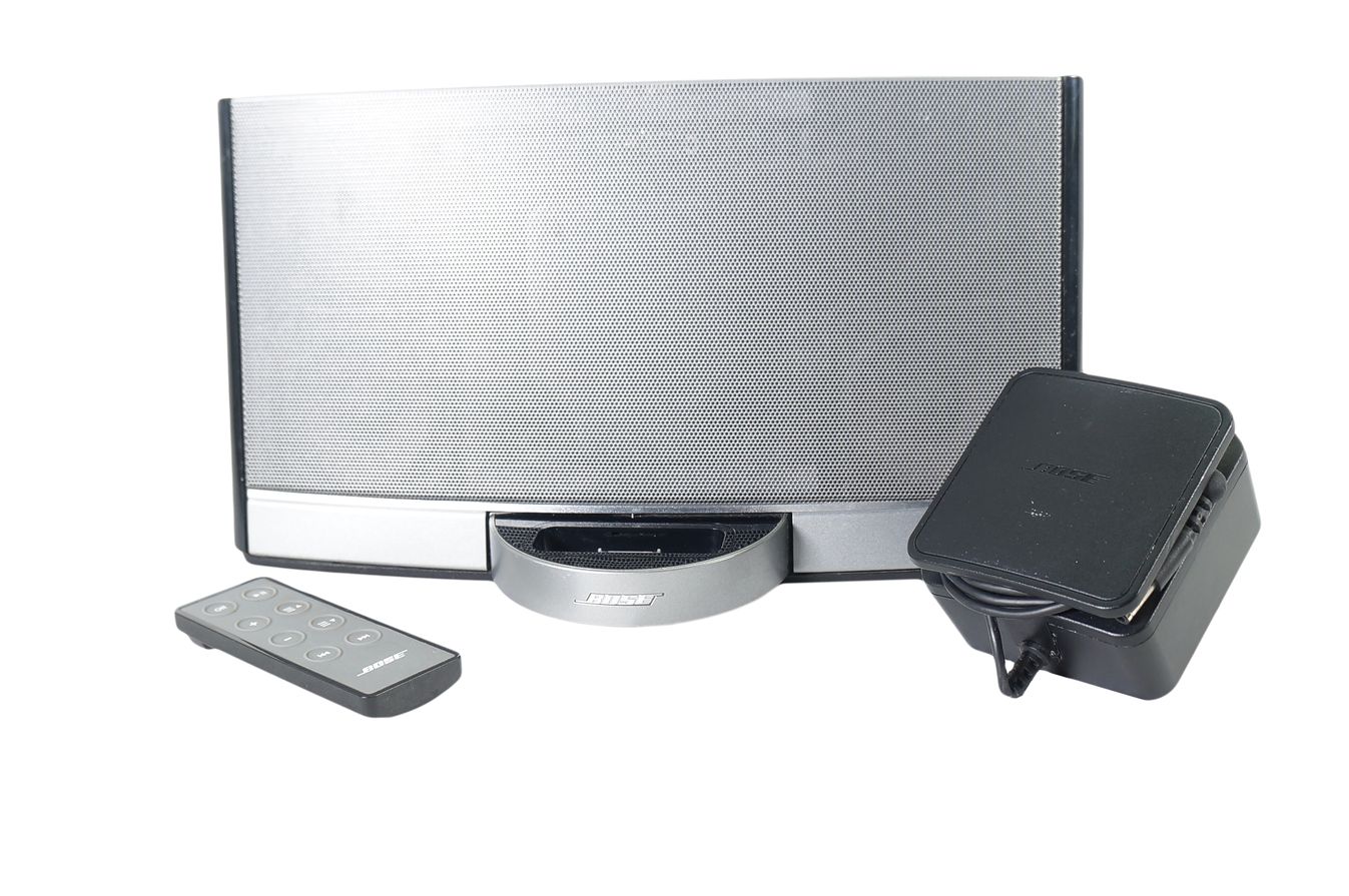 Bose_SoundDock_Portable_Digital_Music_System_05_result
