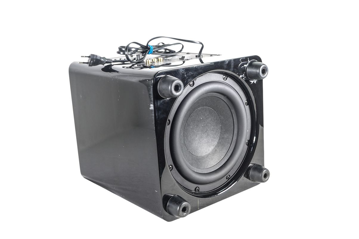 Harman_Kardon_HKTS_210_SUB_210SUB-230_Subwoofer_Schwarz_09_result