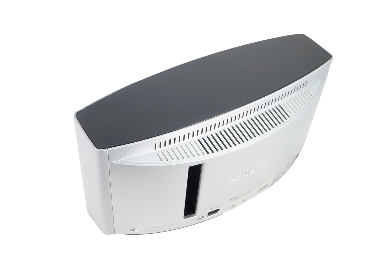 Bose_SoundDock_10_Digital_Music_System_05_result