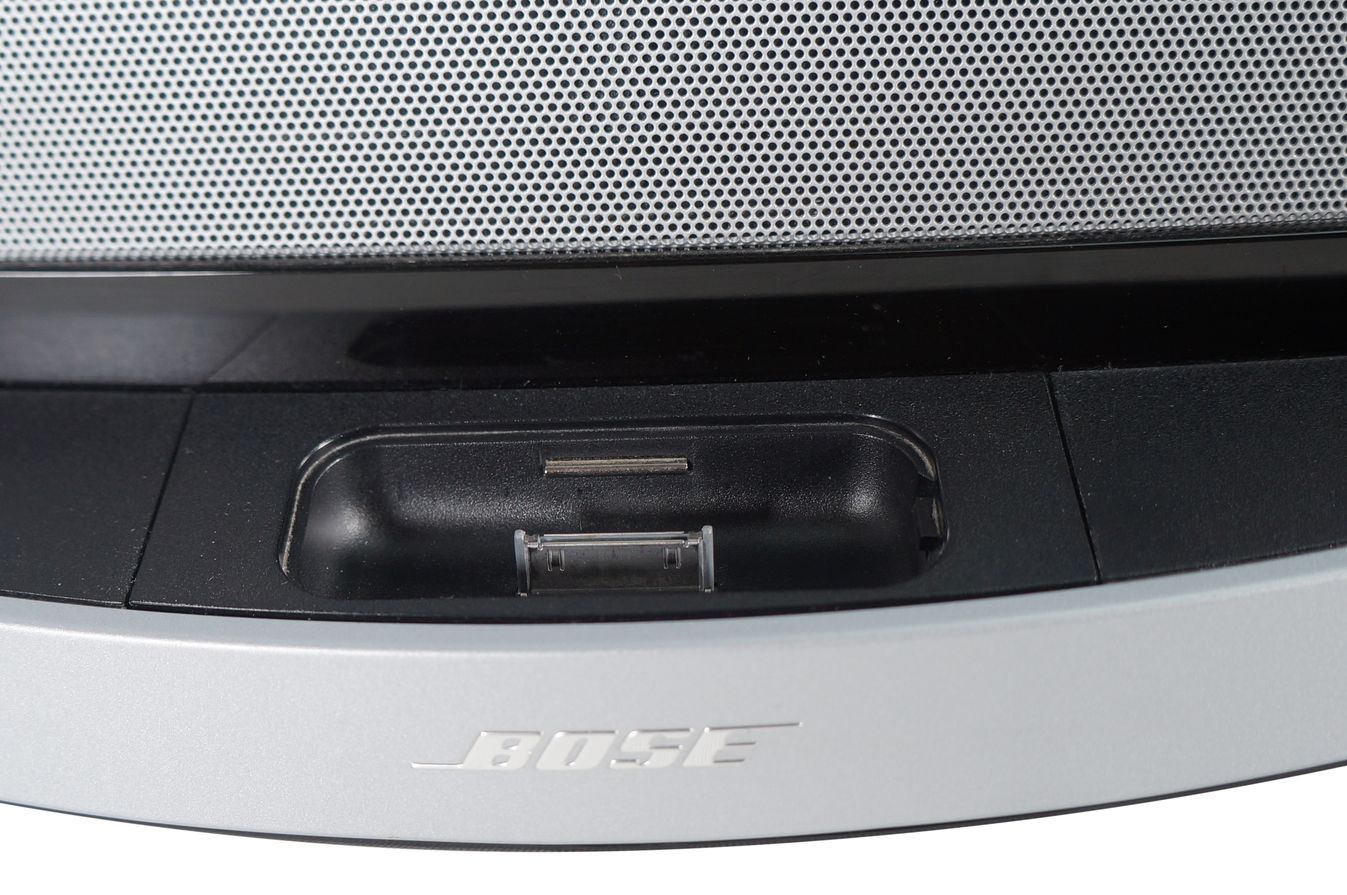 Bose_SoundDock_10_Digital_Music_System_11_result