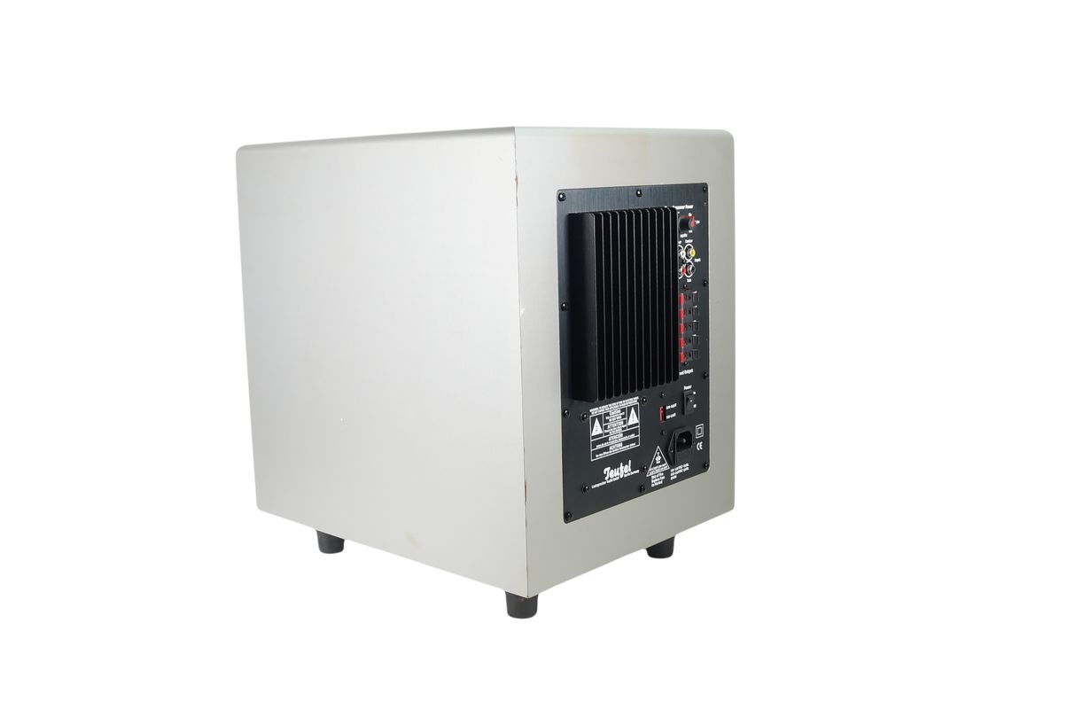 Teufel_Concept_E_Magnum_Power_Edition_6_Channel_Subwoofer_CEM_500_SW_Aktiv_HmaT9E1