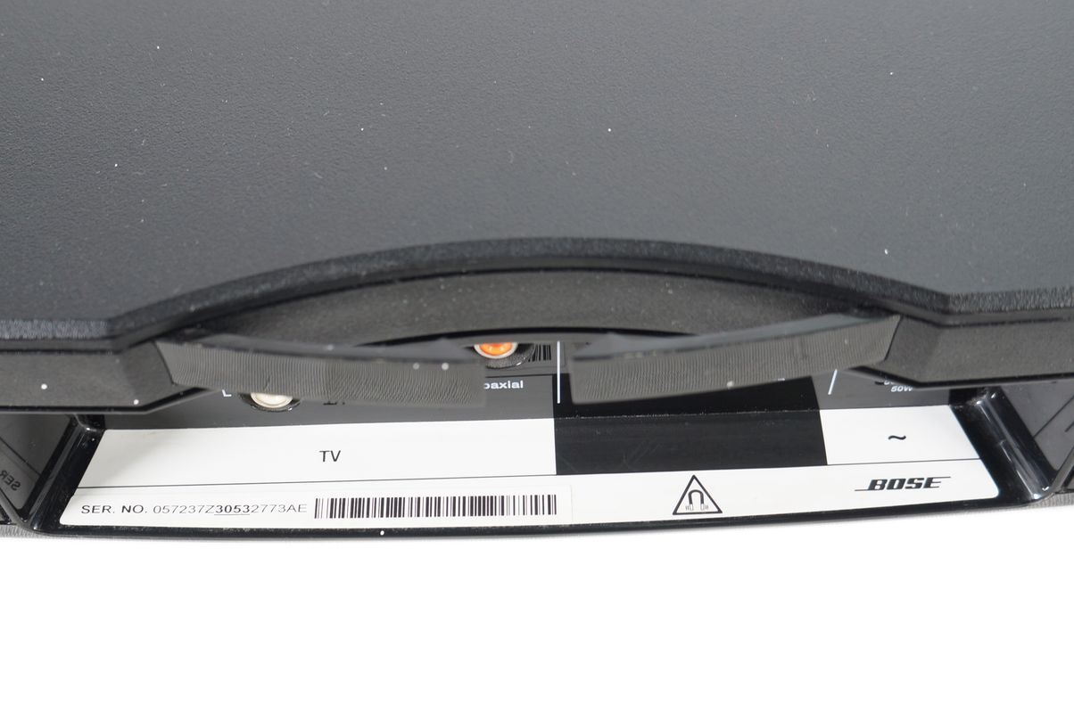 Bose_Solo_TV_Sound_System_Soundbar_Schwarz_10_result