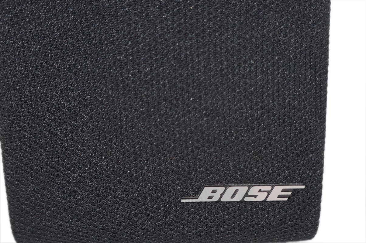 2x_Bose_Einzelcubes_Lautsprecher_Boxen_Series_II_mit_roten_Rand_03_result