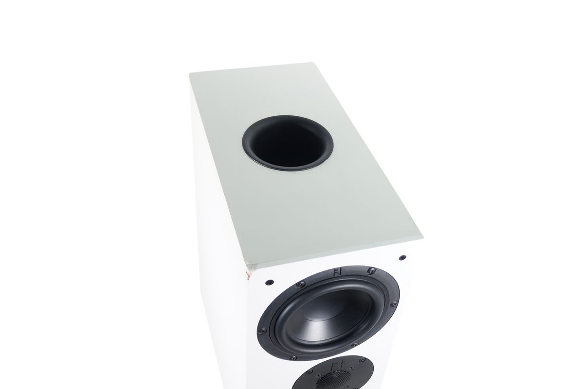 Nubert_nuBox_CS-413_Center_Bassreflex_Lautsprecher_Weiss_03_result