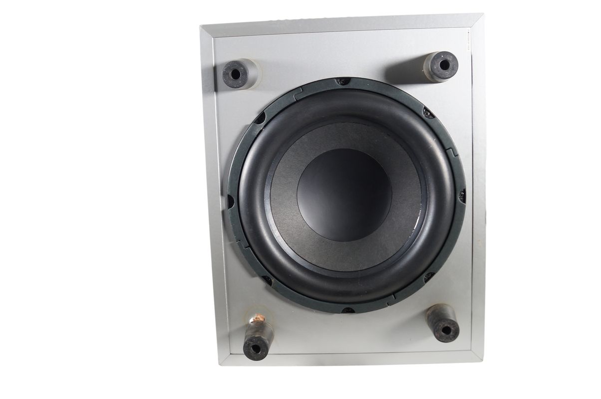 Teufel_Concept_E_Magnum_Power_Edition_Subwoofer_Aktiv_Silber_16_result