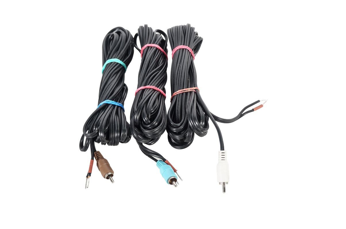 5x_Bose_Acoustimass_Lautsprecherkabeln_mit_Stekern_05_result
