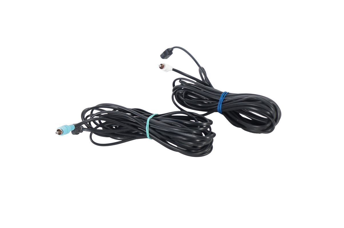 2x_Bose_Acoustimass_Lautsprecherkabeln_mit_Stekern_02_result