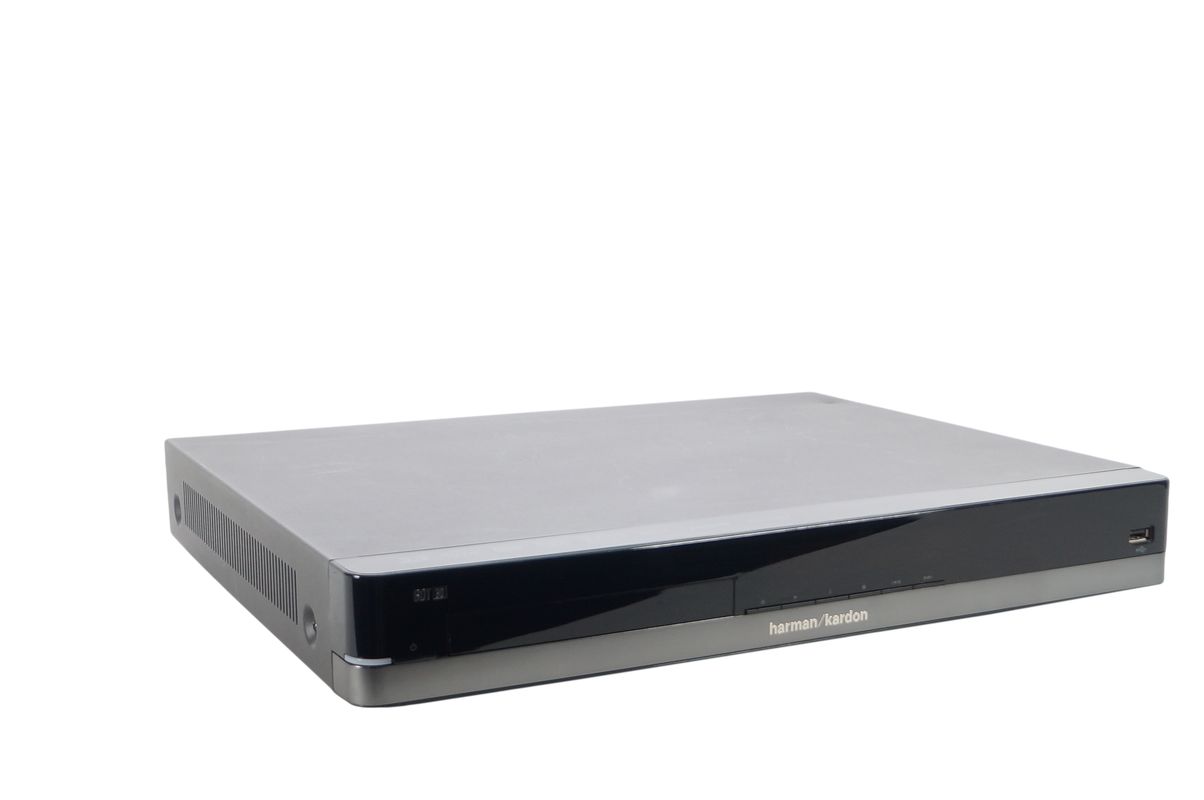 Harman_Kardon_BDT_30_Blu-Ray_Player_02_result