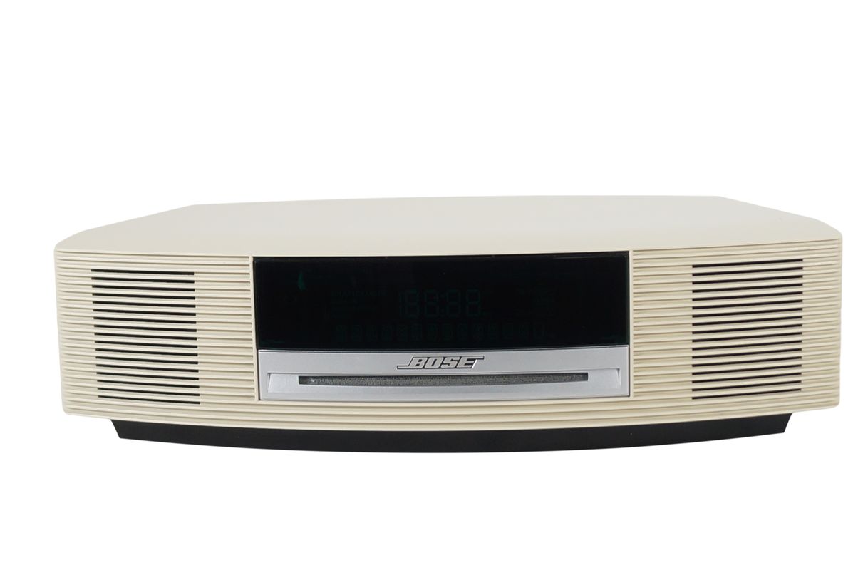 Bose_Wave_Music_System_AWRCC4_Weiss_02_result